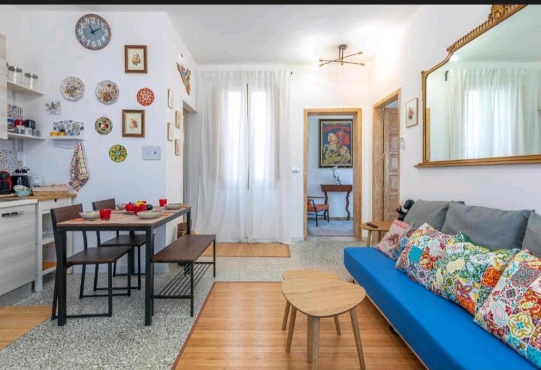 Casa Alabo Apartment เอากุสตา ภายนอก รูปภาพ